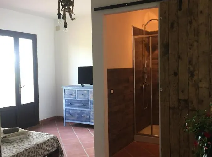 Bed & Breakfast Casolare Casa Ricci 3*